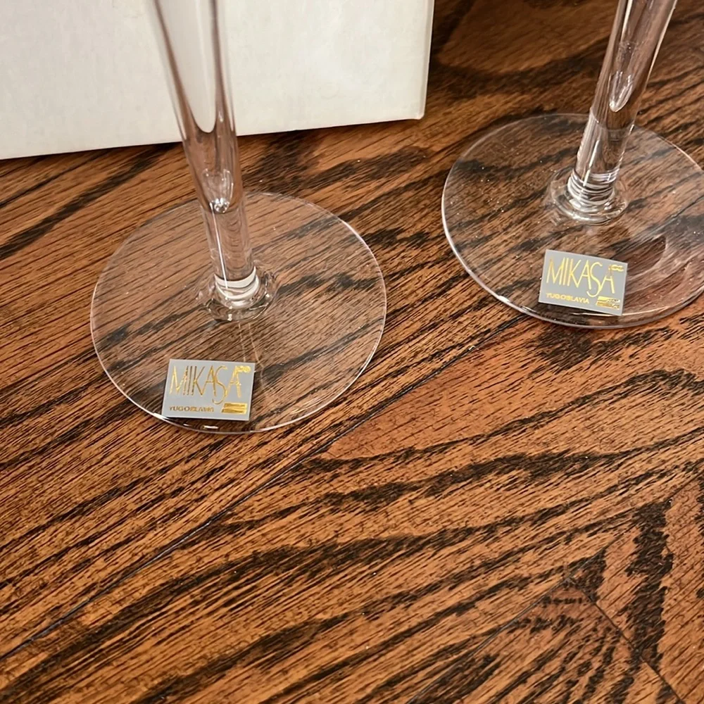 Mikasa Lyonnais NWT Trumpet Flute Champagne Glasses Set of 2 Anniversary NYE